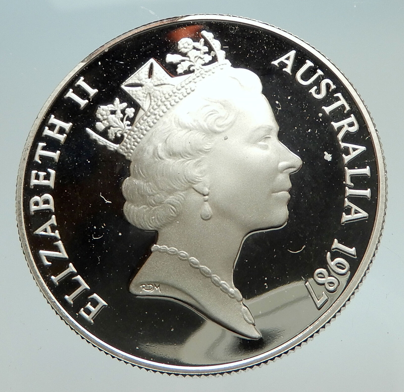 1987 AUSTRALIA UK Queen Elizabeth II with Kangaroos Silver 10 Dollar Coin i74744