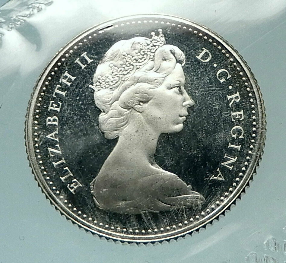 1965 CANADA Queen ELIZABETH II Silver 10 Cent SILVER Coin - BLUENOSE SHIP i76494