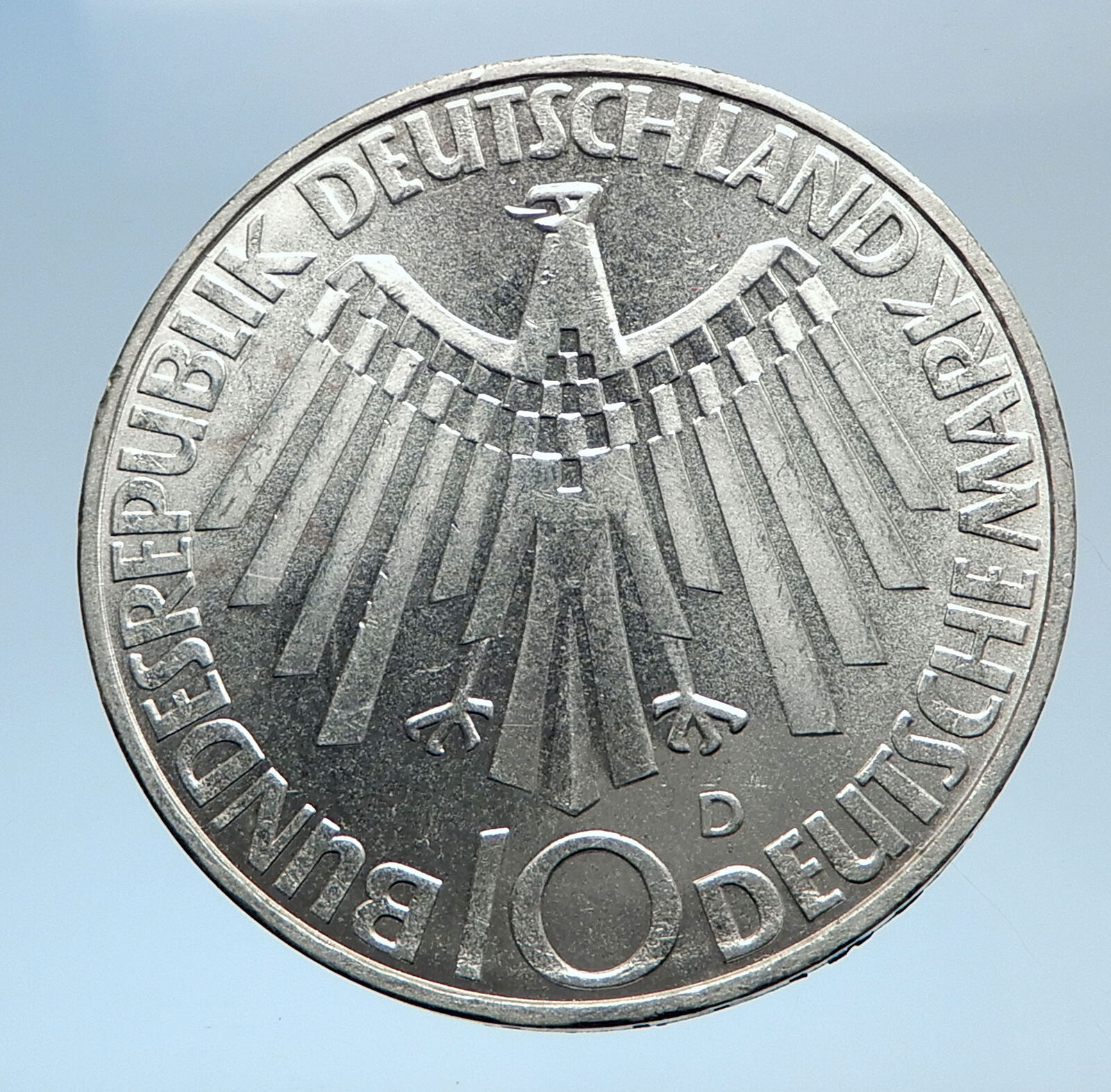 1972 Germany Munich Summer Olympic Games SPIRAL 10 Mark Silver Coin i74043