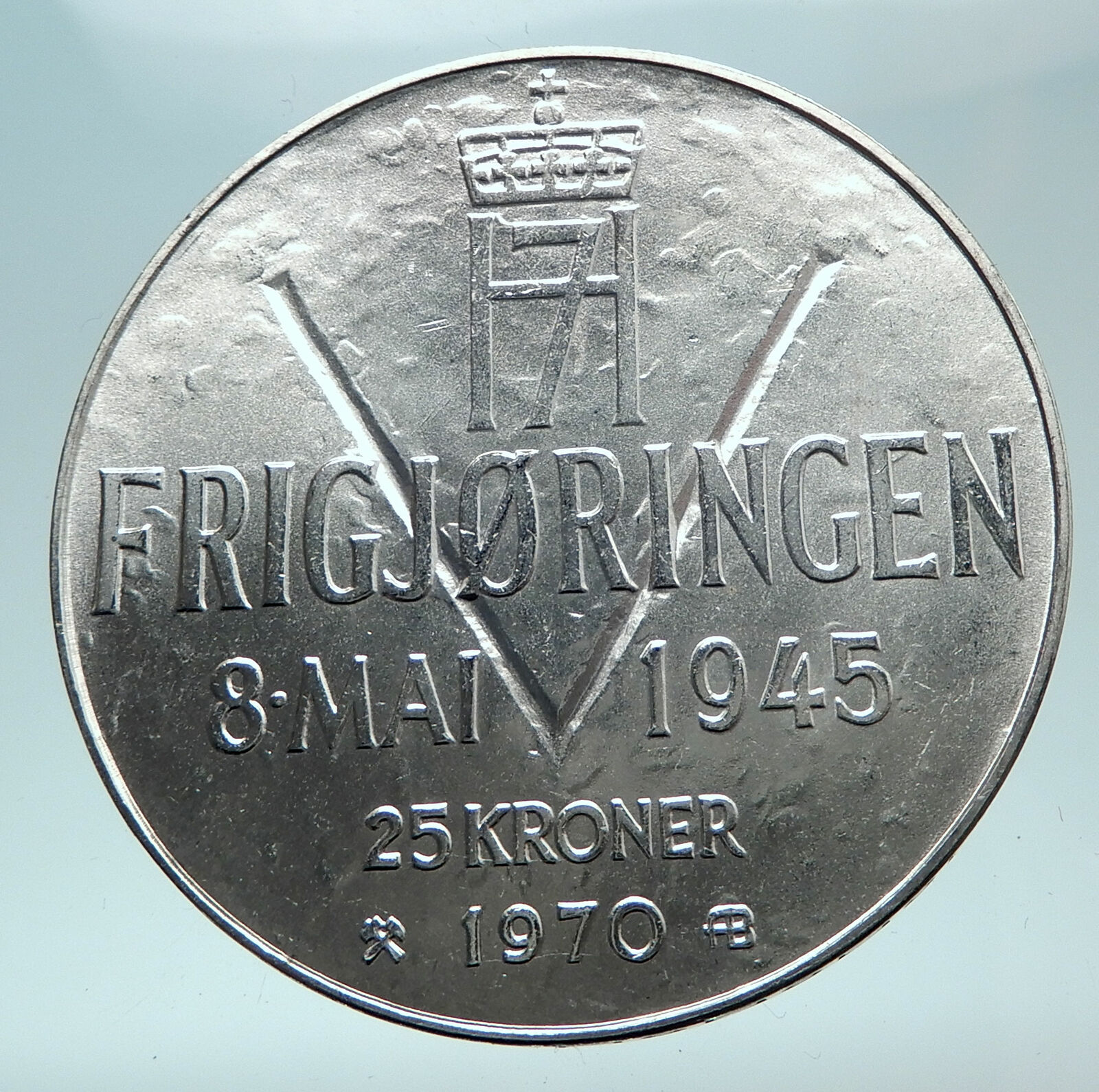 1970 NORWAY KING Olav V Haakon VII Norwegian 25 KR Silver 25 Kronor Coin i80975