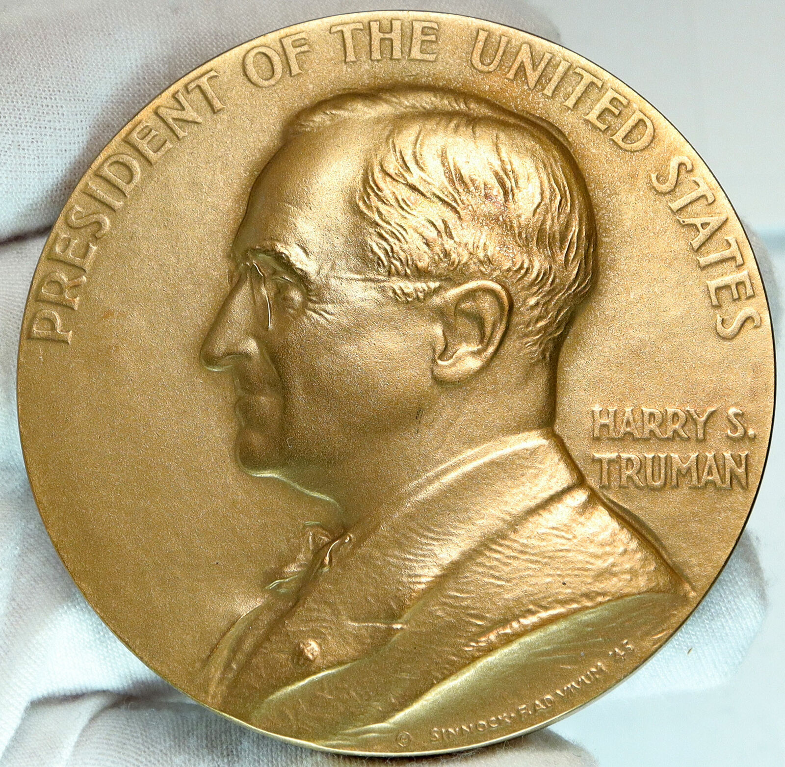 1945 United States PRESIDENT HARRY S. TRUMAN Huge 7.7 MEDAL w WHITE HOUSE i82960