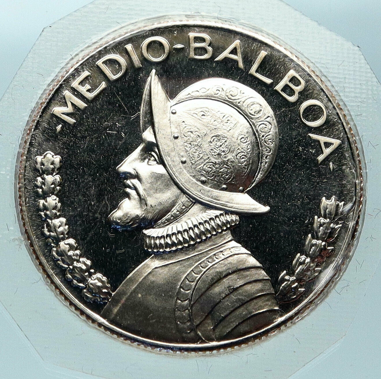 1973 PANAMA Spanish Conquistador Hero Genuine Silver 1/2 BALBOA Coin i83891