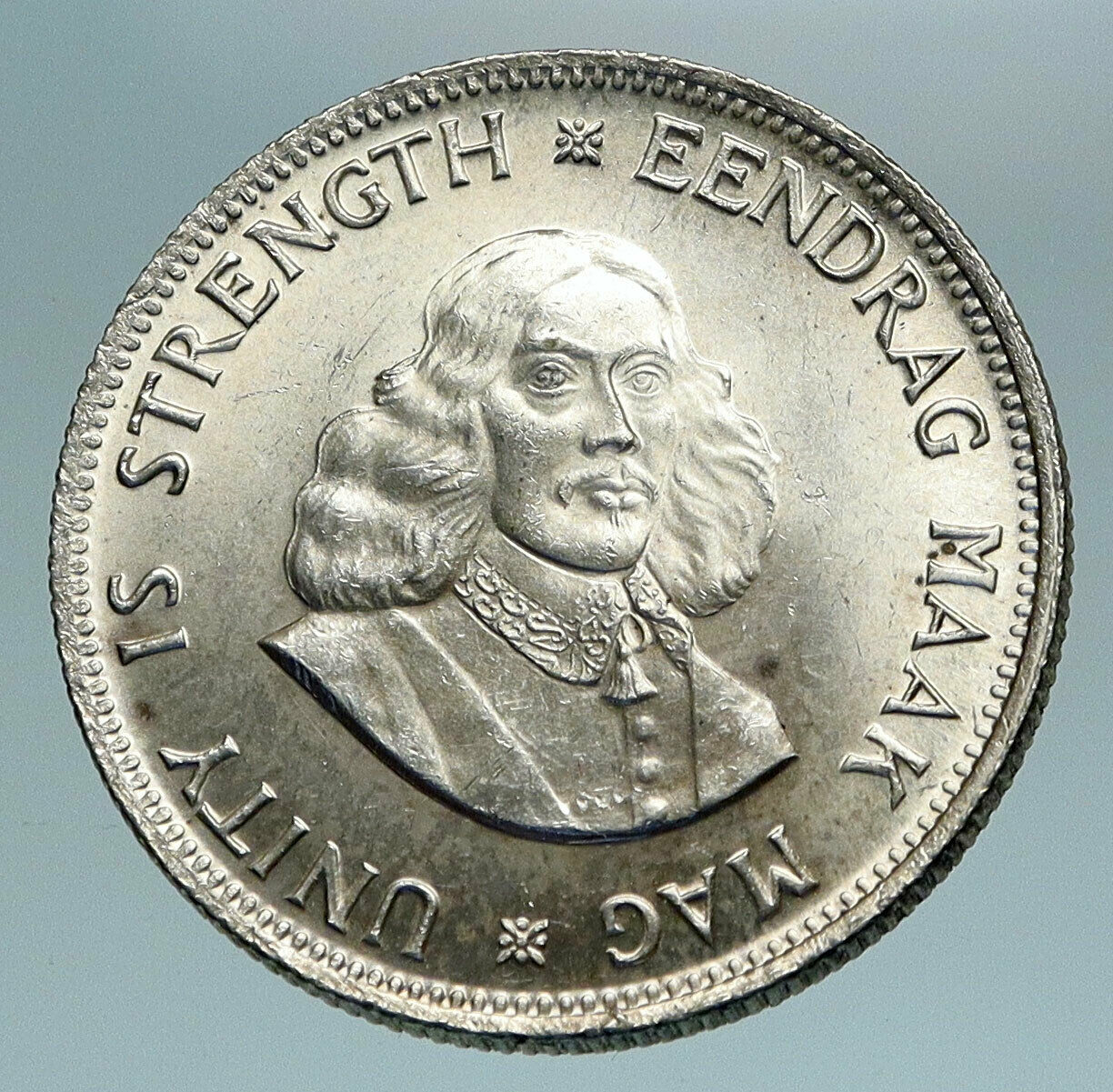 1964 SOUTH AFRICA Queen Elizabeth II Riebeeck Genuine Silver 20 Cent Coin i84234