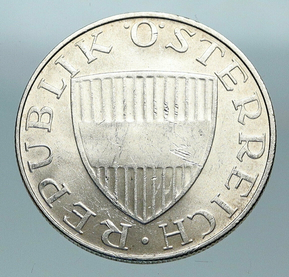 1968 Austria Wachau Woman 10 Schilling OLD Silver Austrian Coin Shield i84345