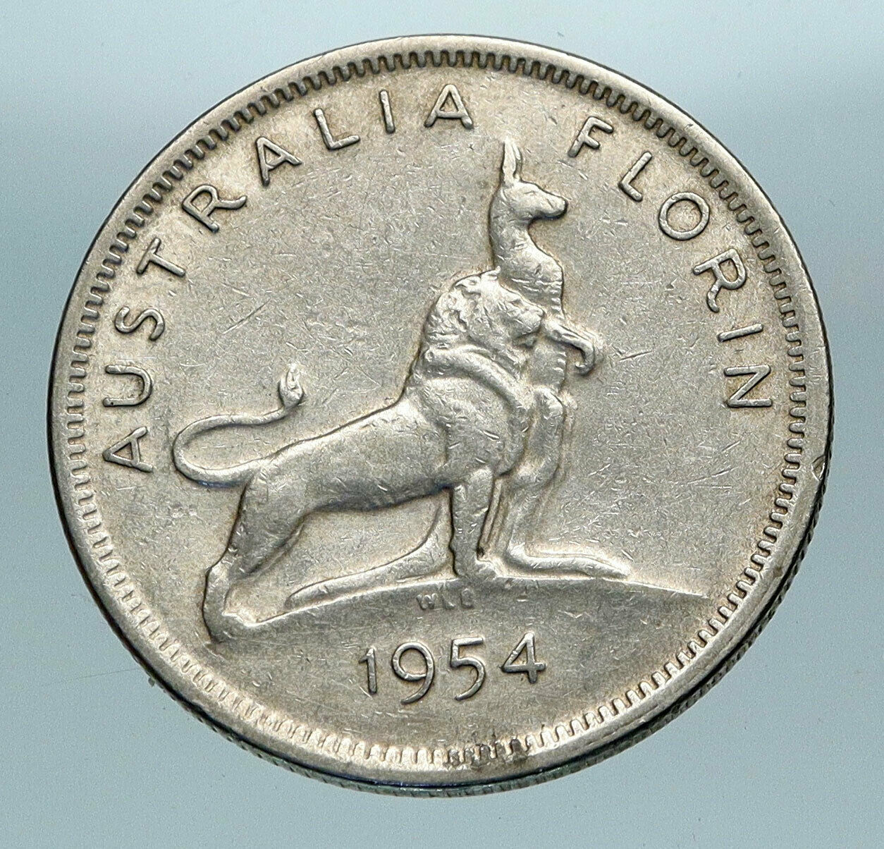 1954 AUSTRALIA UK Queen Elizabeth II Vintage SILVER FLORIN Kangaroo Coin i84285