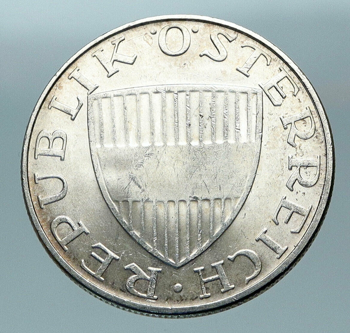 1972 Austria Wachau Woman 10 Schilling OLD Silver Austrian Coin Shield i84354