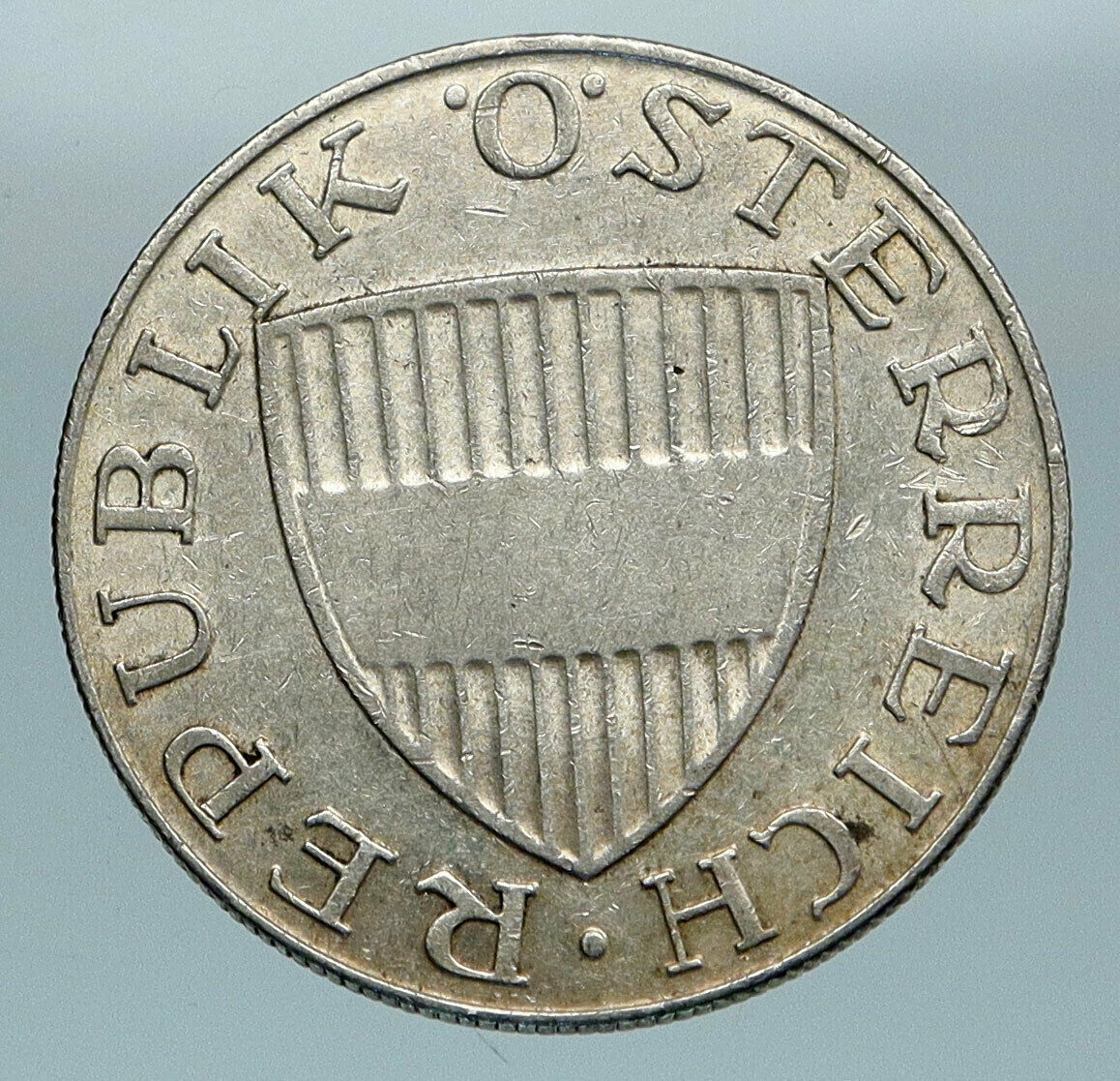 1957 Austria Wachau Woman 10 Schilling OLD Silver Austrian Coin Shield i84600