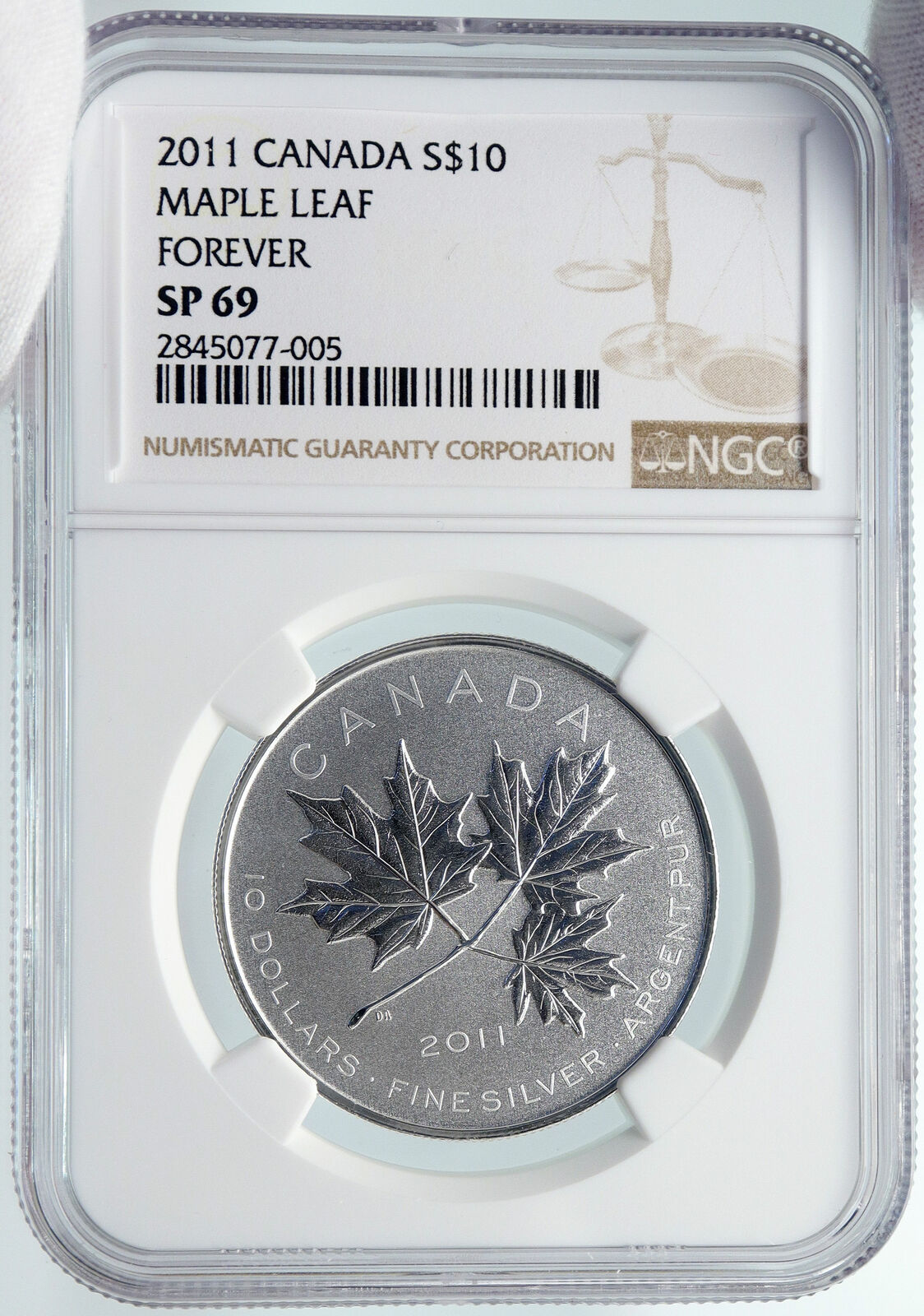 2011 CANADA Queen Elizabeth II Maple Leaf Silver $10 Coin Specimen NGC i85477