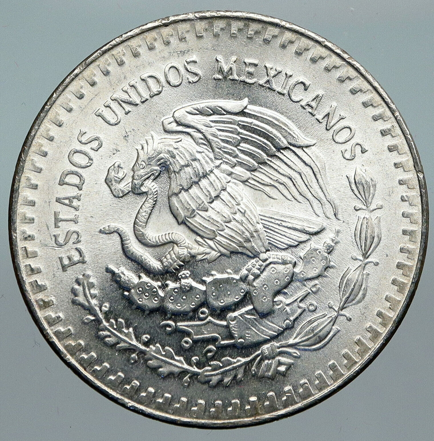 1985 MEXICO Large 3.6cm ONZA VICTORY EAGLE Troy Silver Ounce Mexican Coin i88529