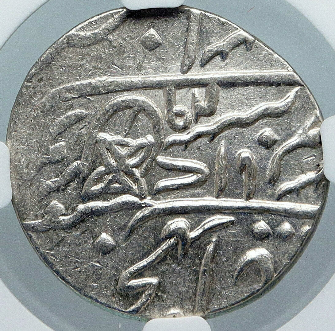 1749 (FE 1229) INDIA BRITISH Bombay Presidency OLD Silver RUPEE Coin NGC i88861