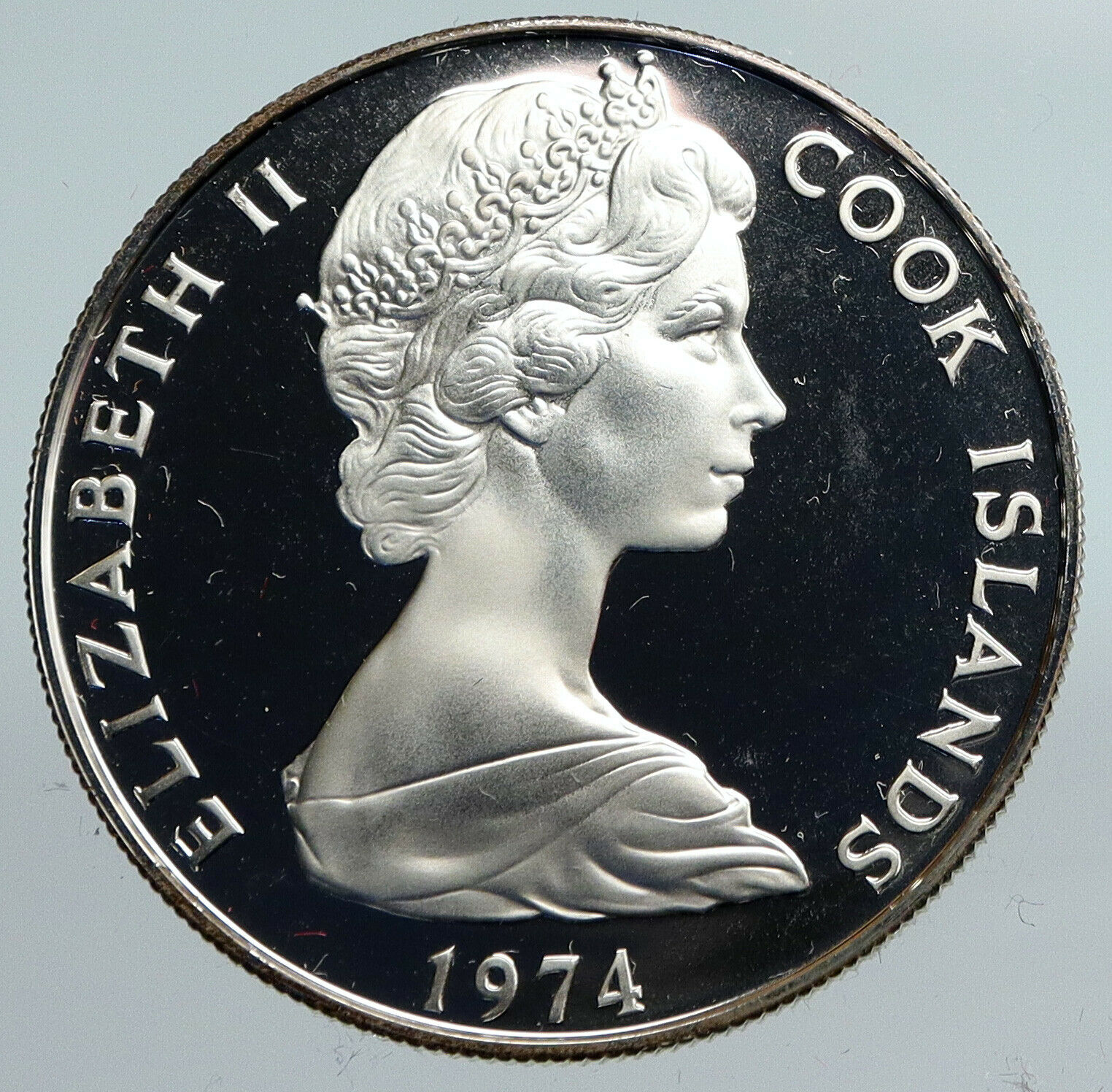 1974 COOK ISLANDS Elizabeth II James Cook Proof Silver 2.5 Dollar Coin i90064