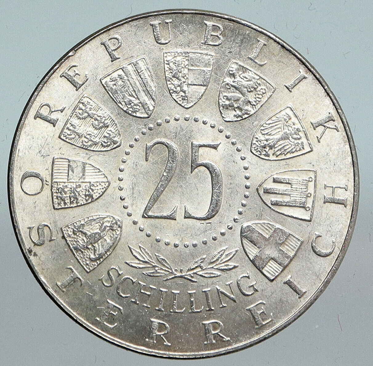 1957 AUSTRIA w MARIAZELL BASILICA Church Chapel Silver 25 Schilling Coin i90133