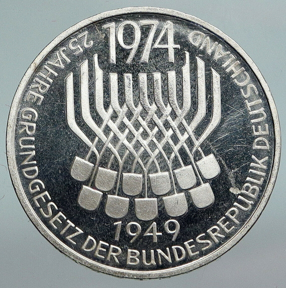 1974 F GERMANY 25 Years of German Federal Constitution Law Silver 5 Mark i90360