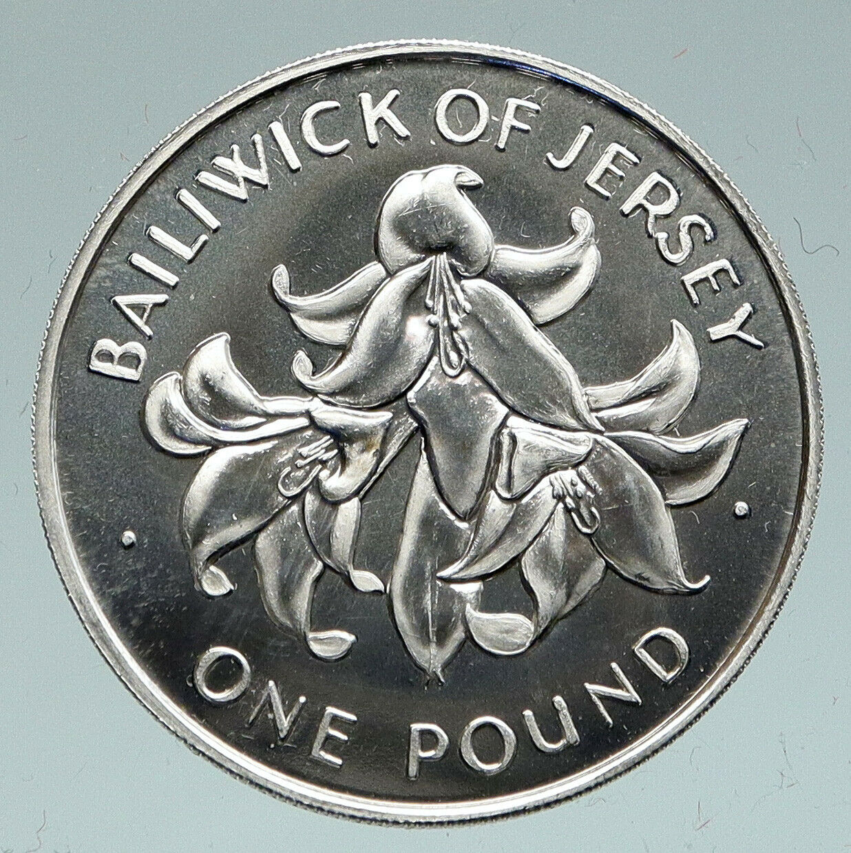 1972 JERSEY UK Queen Elizabeth Philip Wedding Genuine Silver Pound Coin i91478