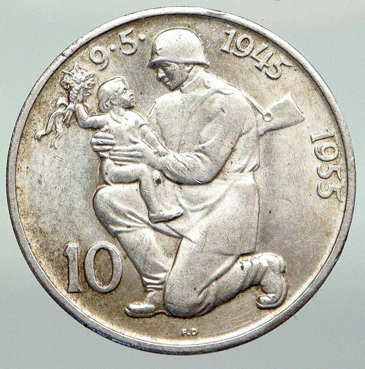 1955 CZECHOSLOVAKIA Soldier & Family LIBERATION Old Silver 10 Korun Coin i92221