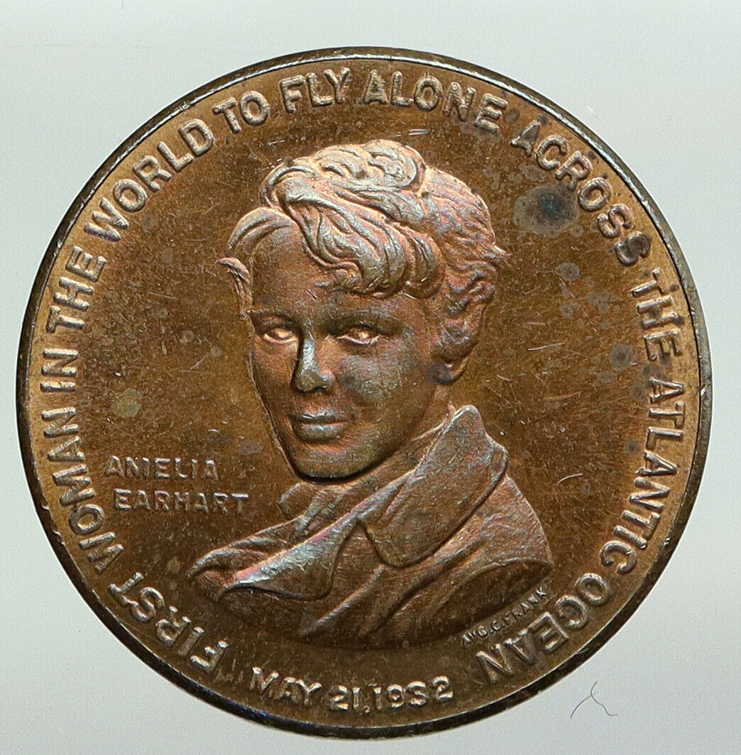 UNITED STATES US Amelia Earheart FIRST WOMAN ATALANTIC AVIATOR Old Medal i91901