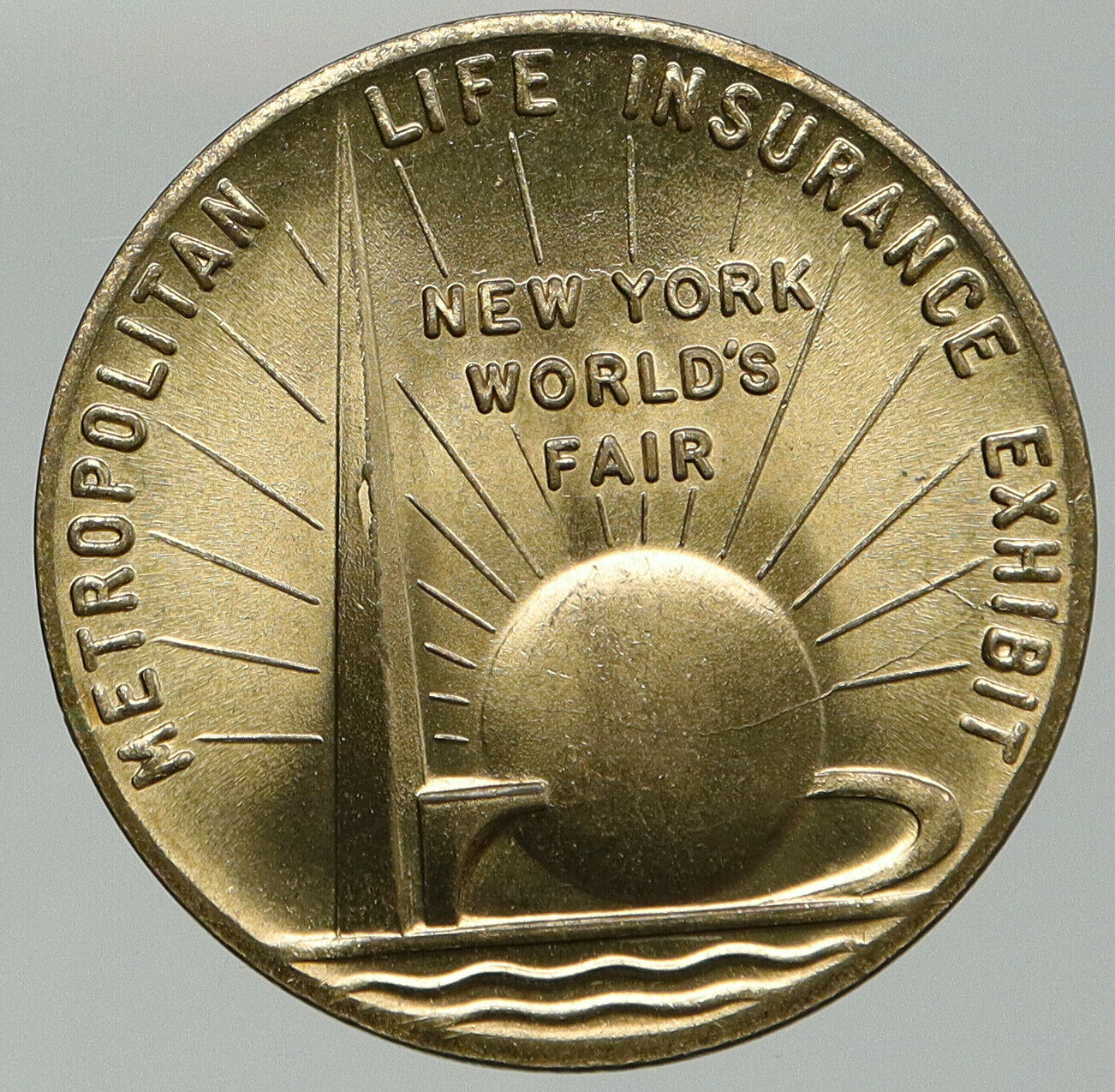 1939 USA NY WORLDS FAIR Metropolitan Insurance Exhibit VINTAGE Medal Coin i92502