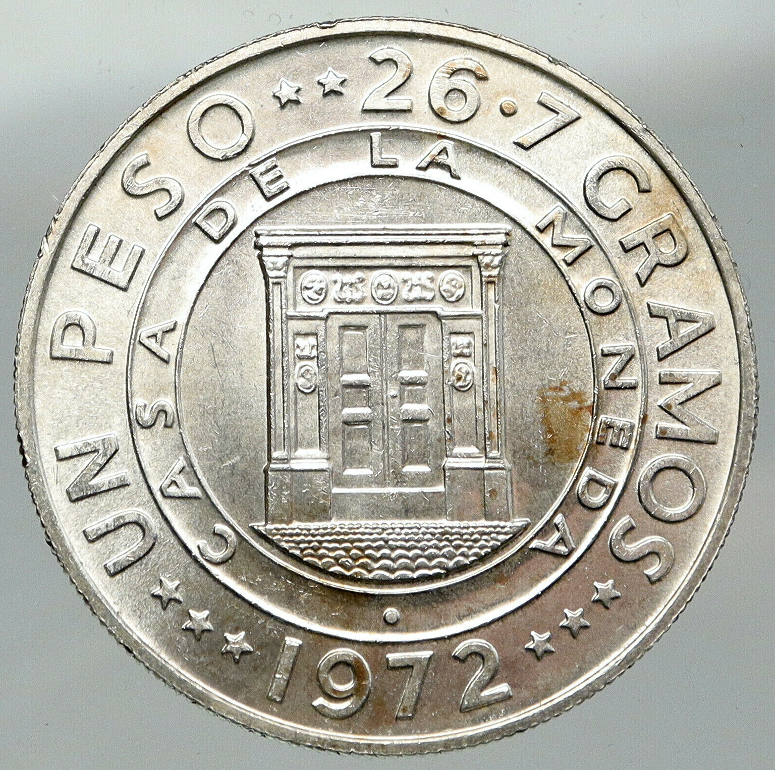 1972 DOMINICAN REPUBLIC 25th Yr Central Bank VINTAGE Silver Peso Coin i92106