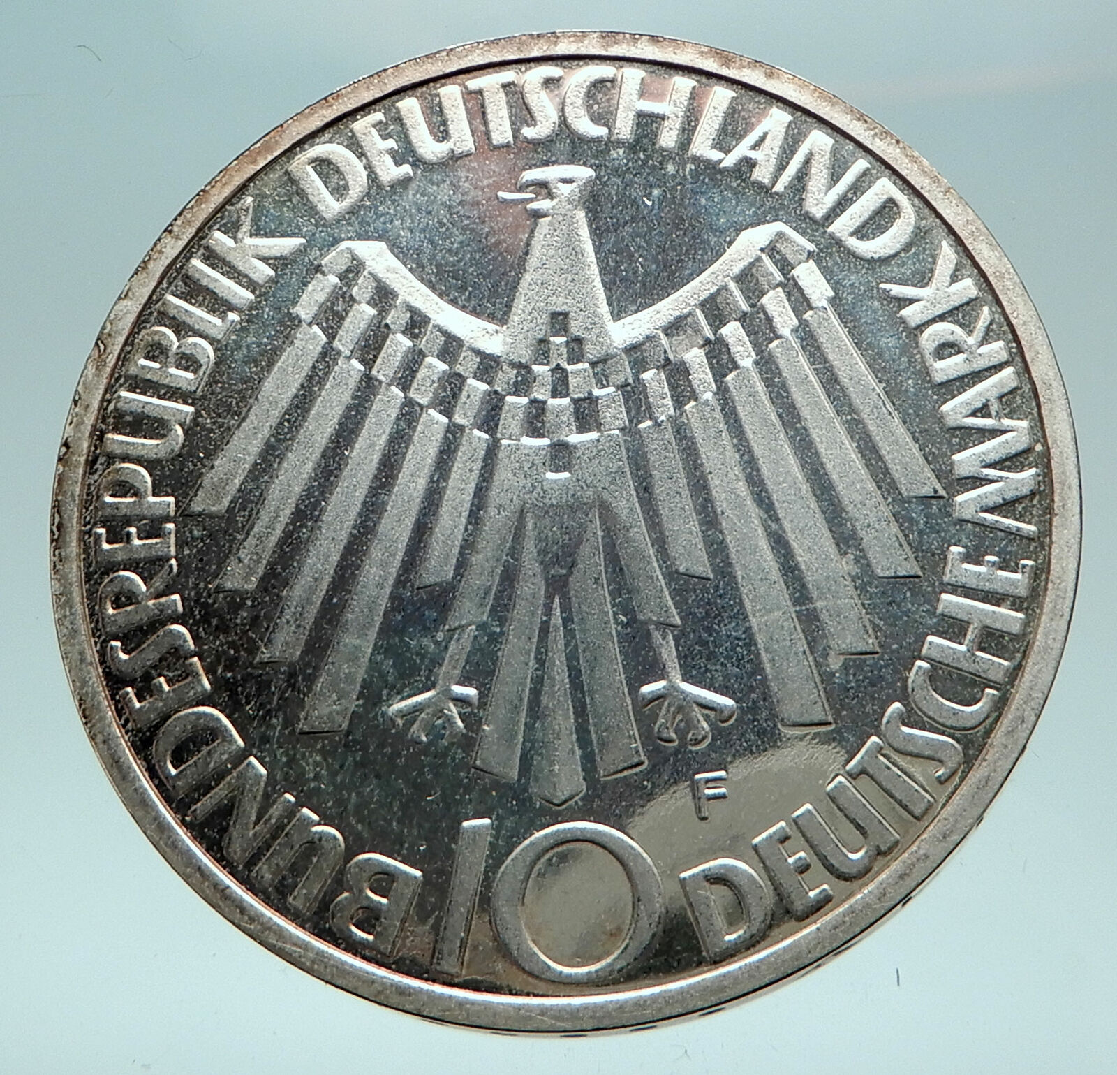 1972 Germany Munich Summer Olympic Games SPIRAL 10 Mark Silver Coin i82659