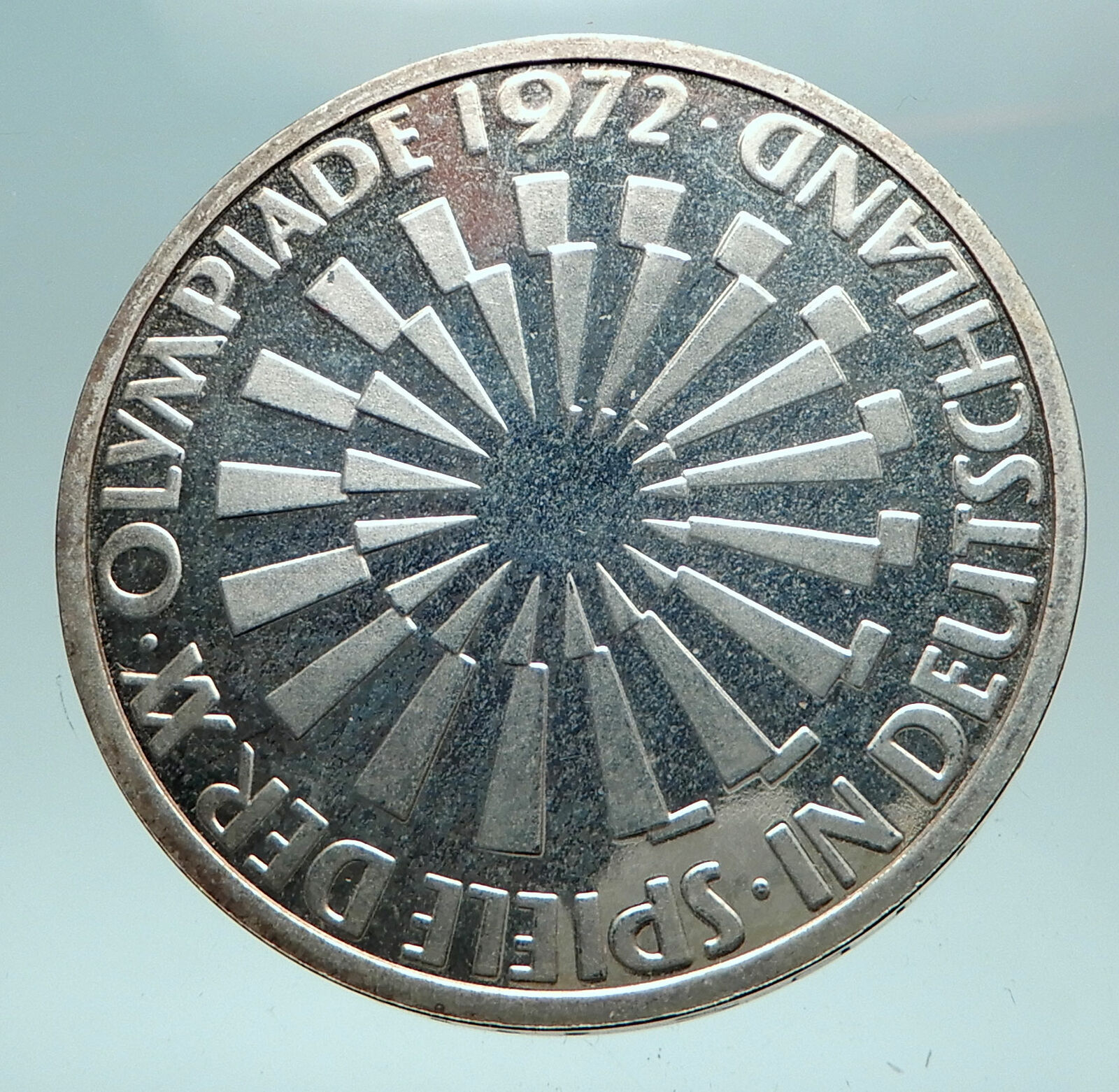 1972 Germany Munich Summer Olympic Games SPIRAL 10 Mark Silver Coin i82659