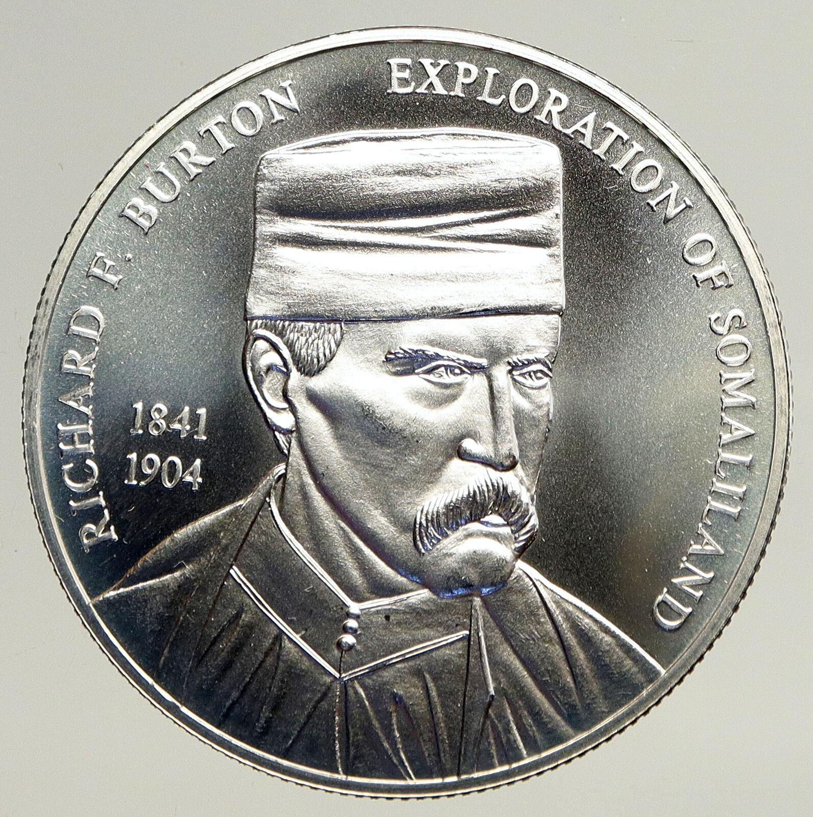 2002 SOMALILAND SOMALIA Richard Burton OLD EXPLORER Silver 1000 Shl Coin i93583