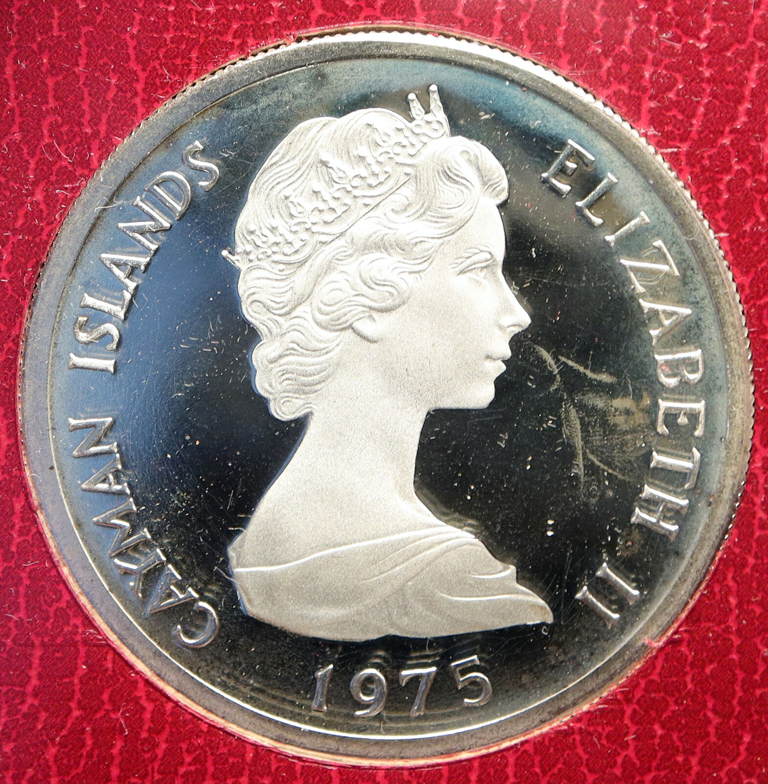 1975 CAYMAN ISLANDS UK Queen Elizabeth II 4.2cm OLD Proof Silver $5 Coin i93110