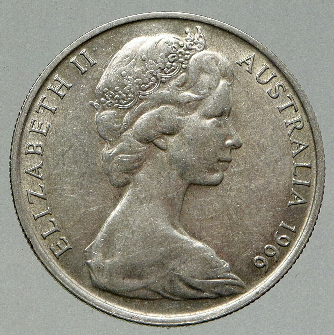 1966 AUSTRALIA UK Queen Elizabeth II with Kangaroos Silver 50 Cents Coin i93370