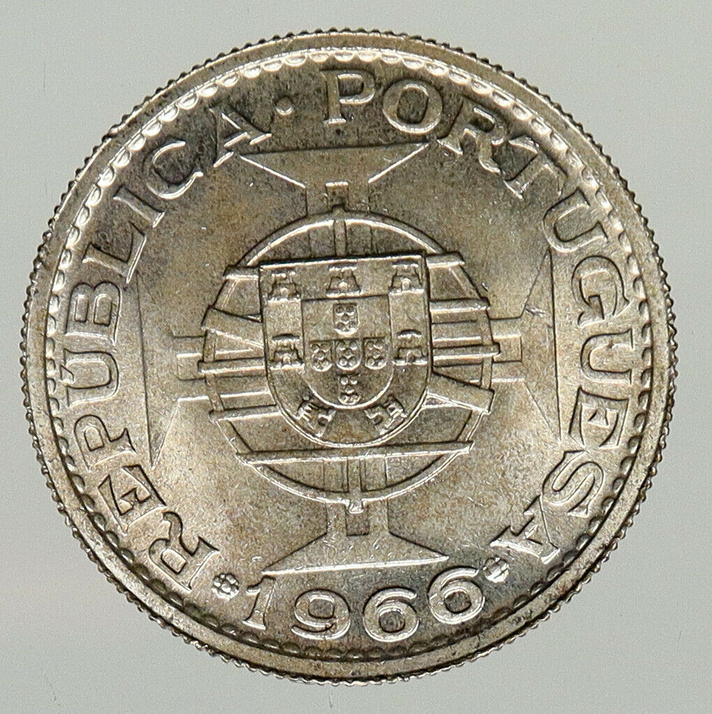 1966 PORTUGAL Colony of MOZAMBIQUE OLD Vintage Silver 10 Escudos Coin i93352