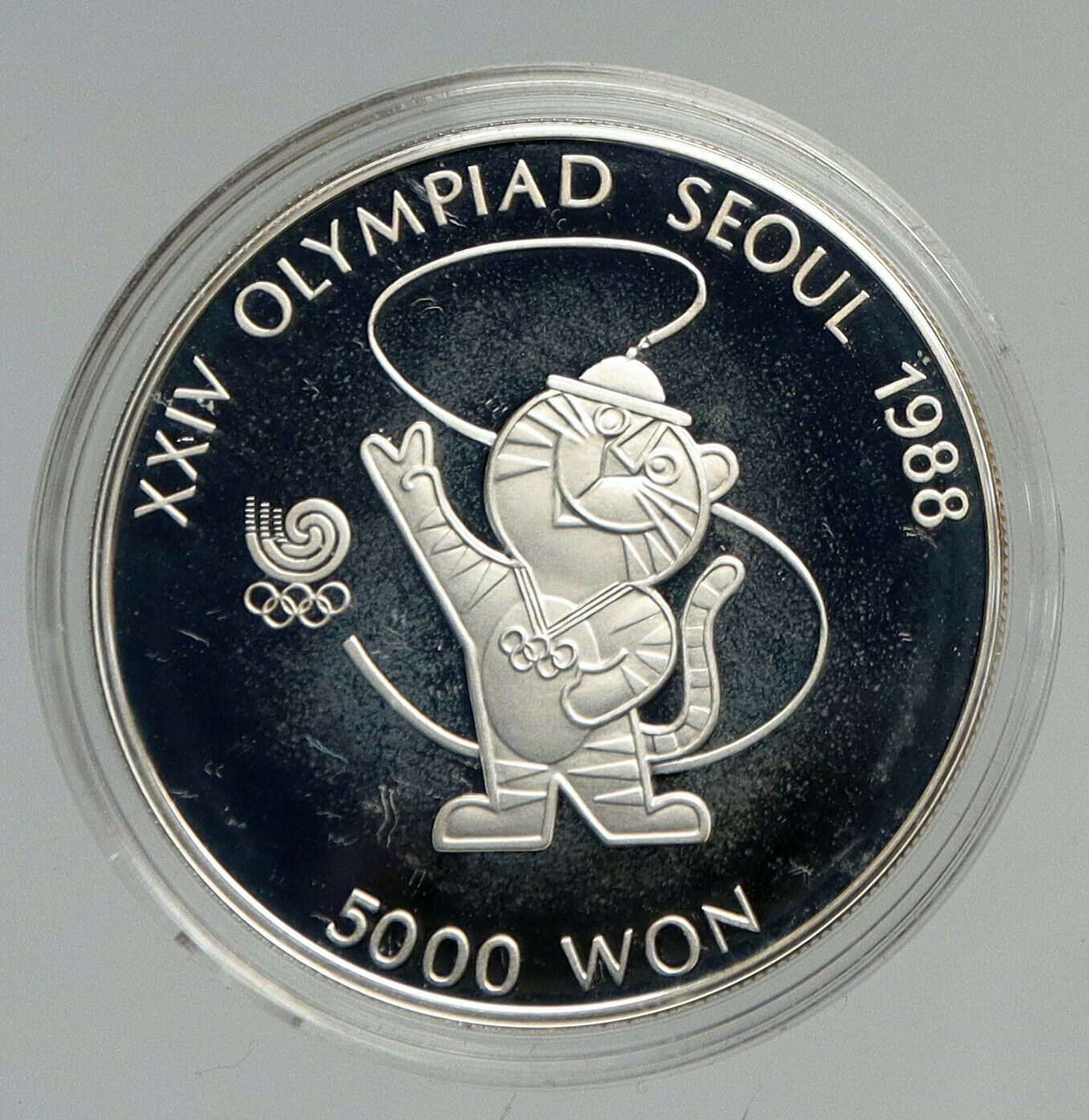 1986 SOUTH KOREA Seoul 1988 OLYMPIC GAMES MASCOT PRF Silver 5000 Won Coin i94620