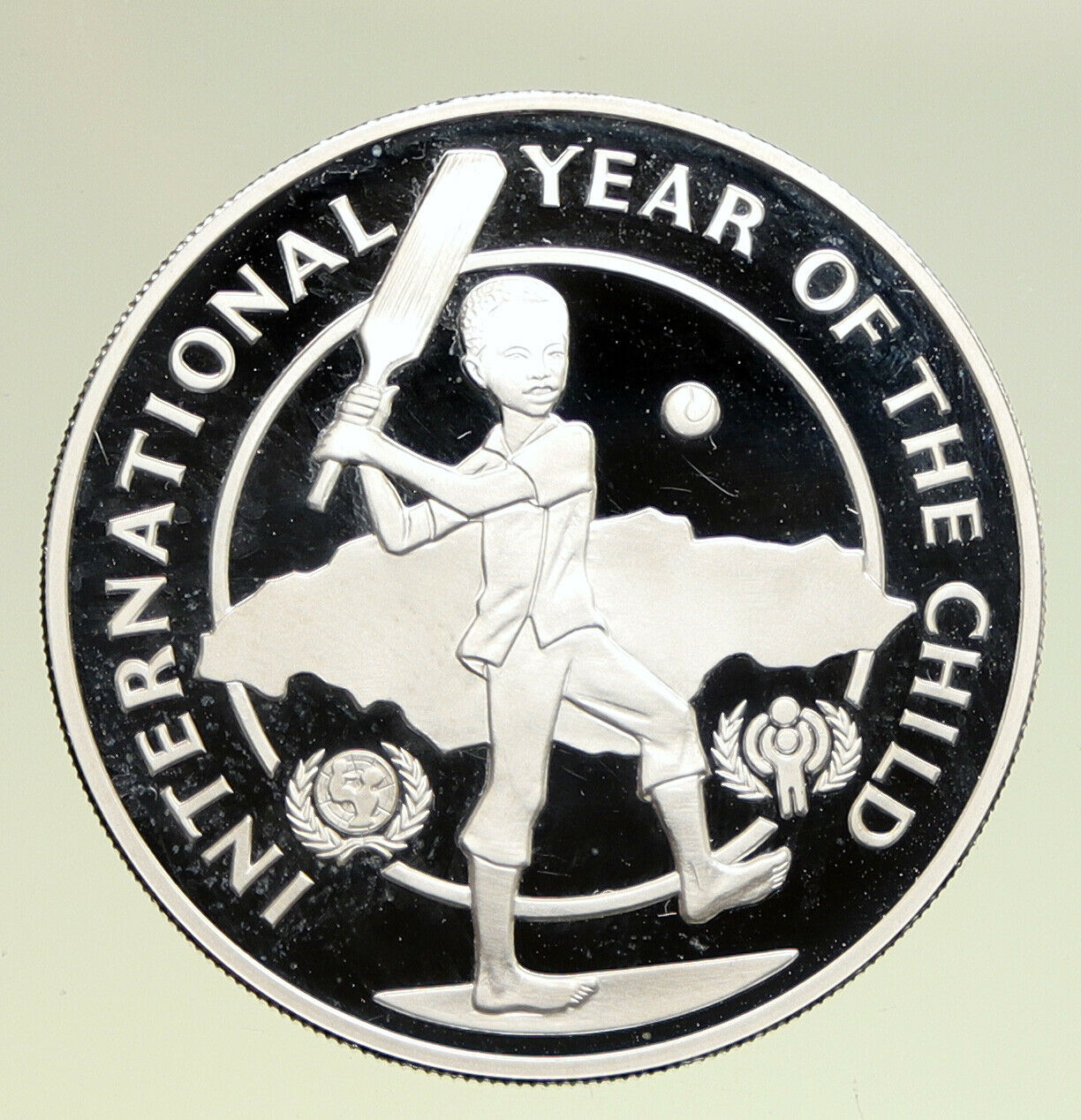 1979 JAMAICA Year of the CHILD Cricket Old Vintage PROOF SILVER $10 Coin i94931