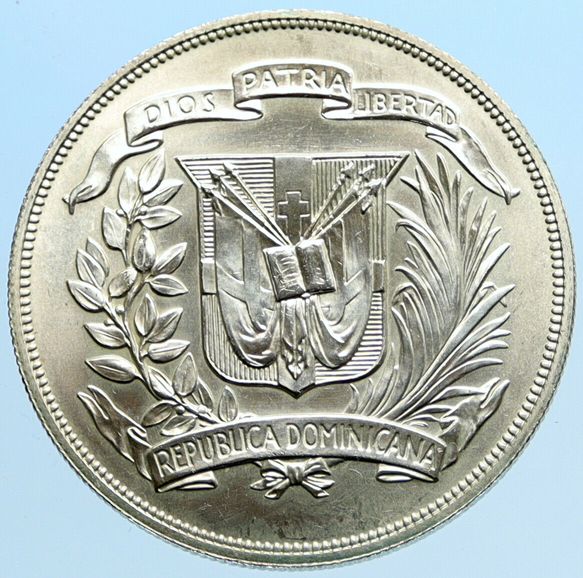1974 DOMINICAN REPUBLIC 25th Yr Central Bank VINTAGE Silver Peso Coin i96949