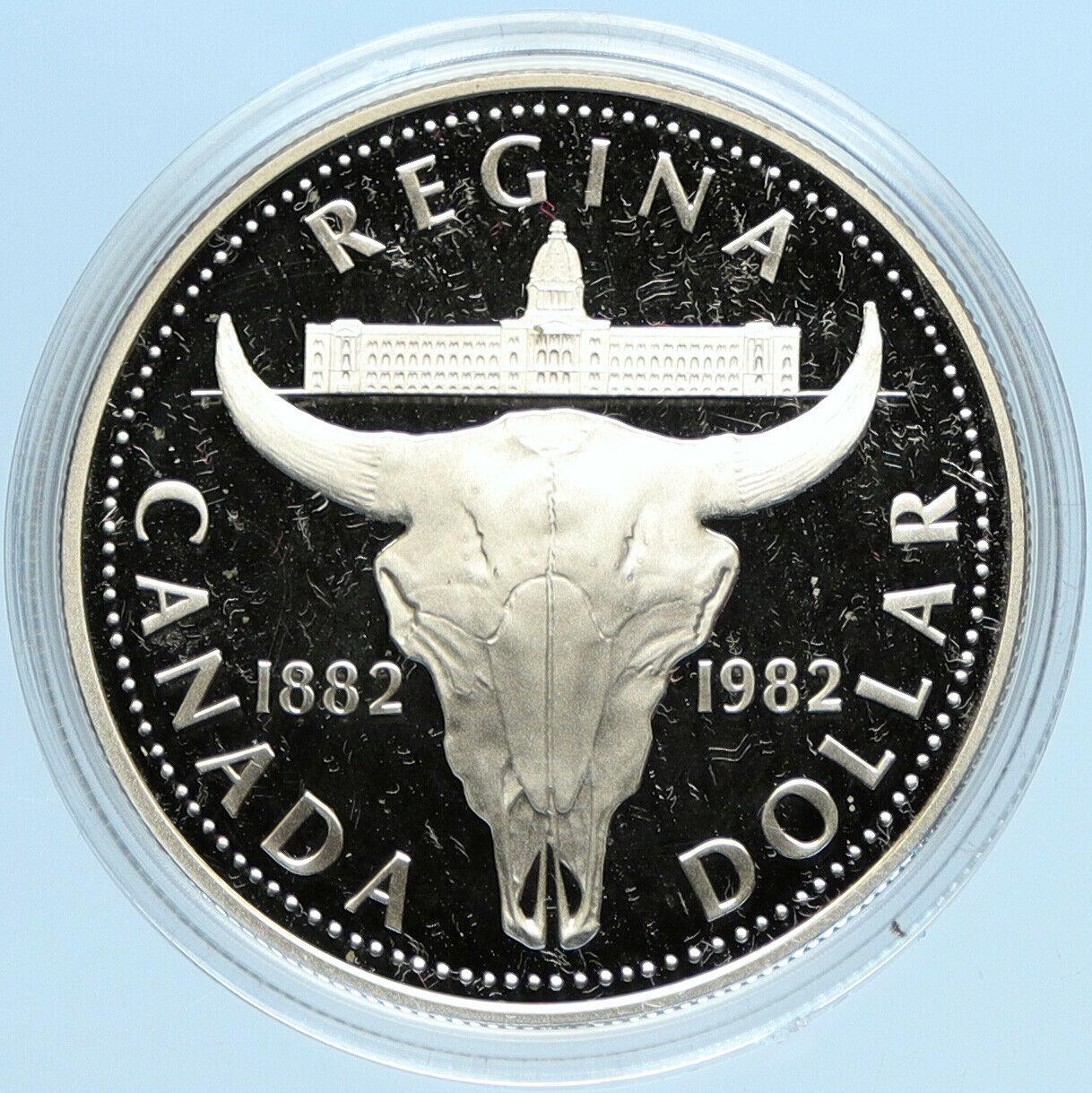 1982 CANADA UK Queen ELIZABETH II Cattle Skull Proof Silver Dollar Coin i98059