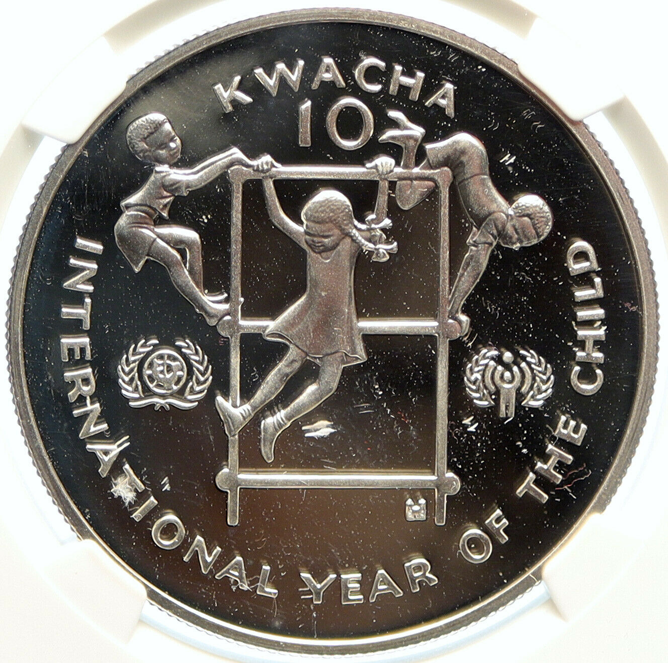 1980 ZAMBIA African Year Children VINTAGE Proof Silver 10 Kwacha Coin NGC i99387