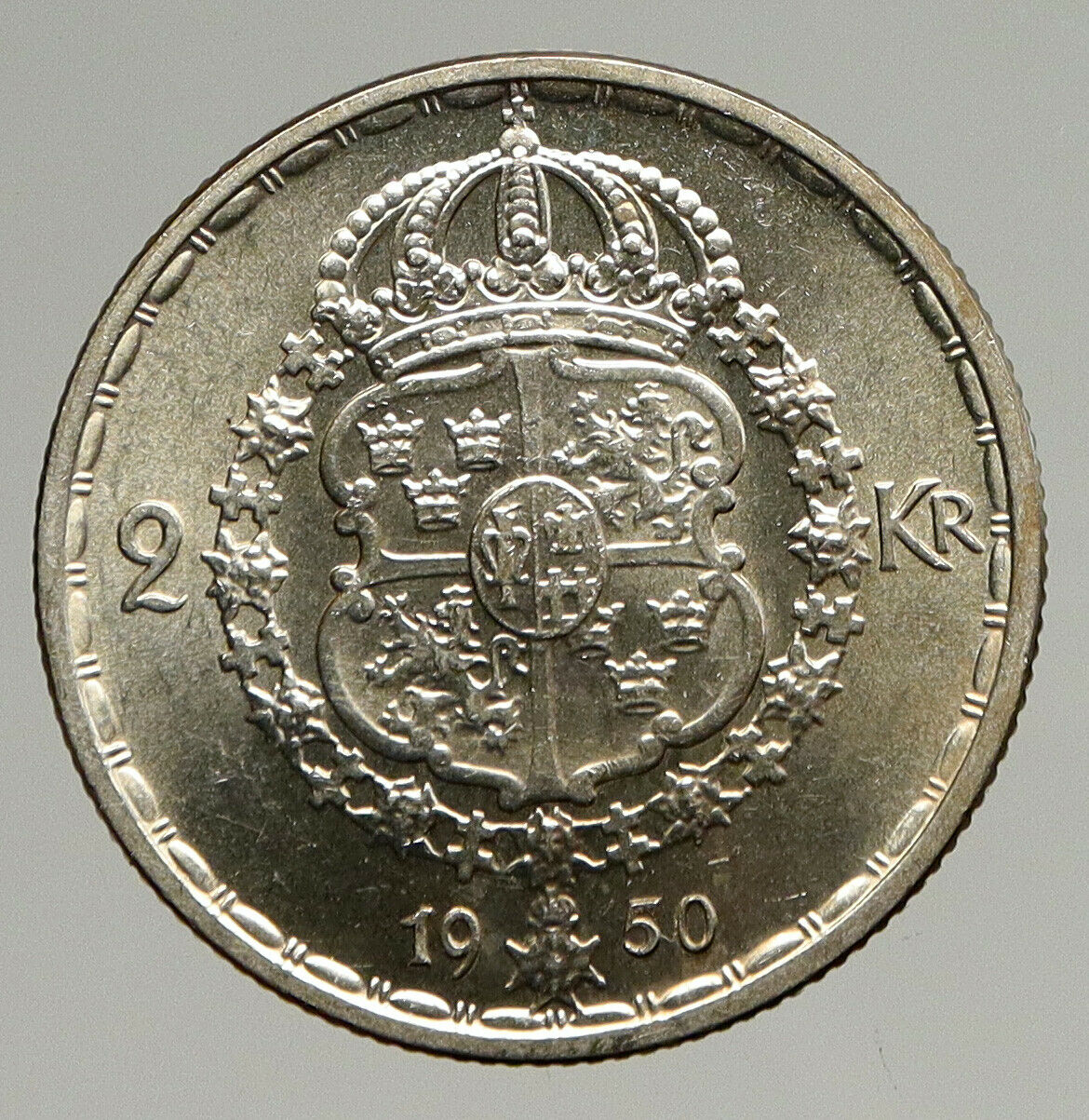 1950 SWEDEN King GUSTAF V Silver Crowned ARMS Antique Vintage 2 KR Coin i94392