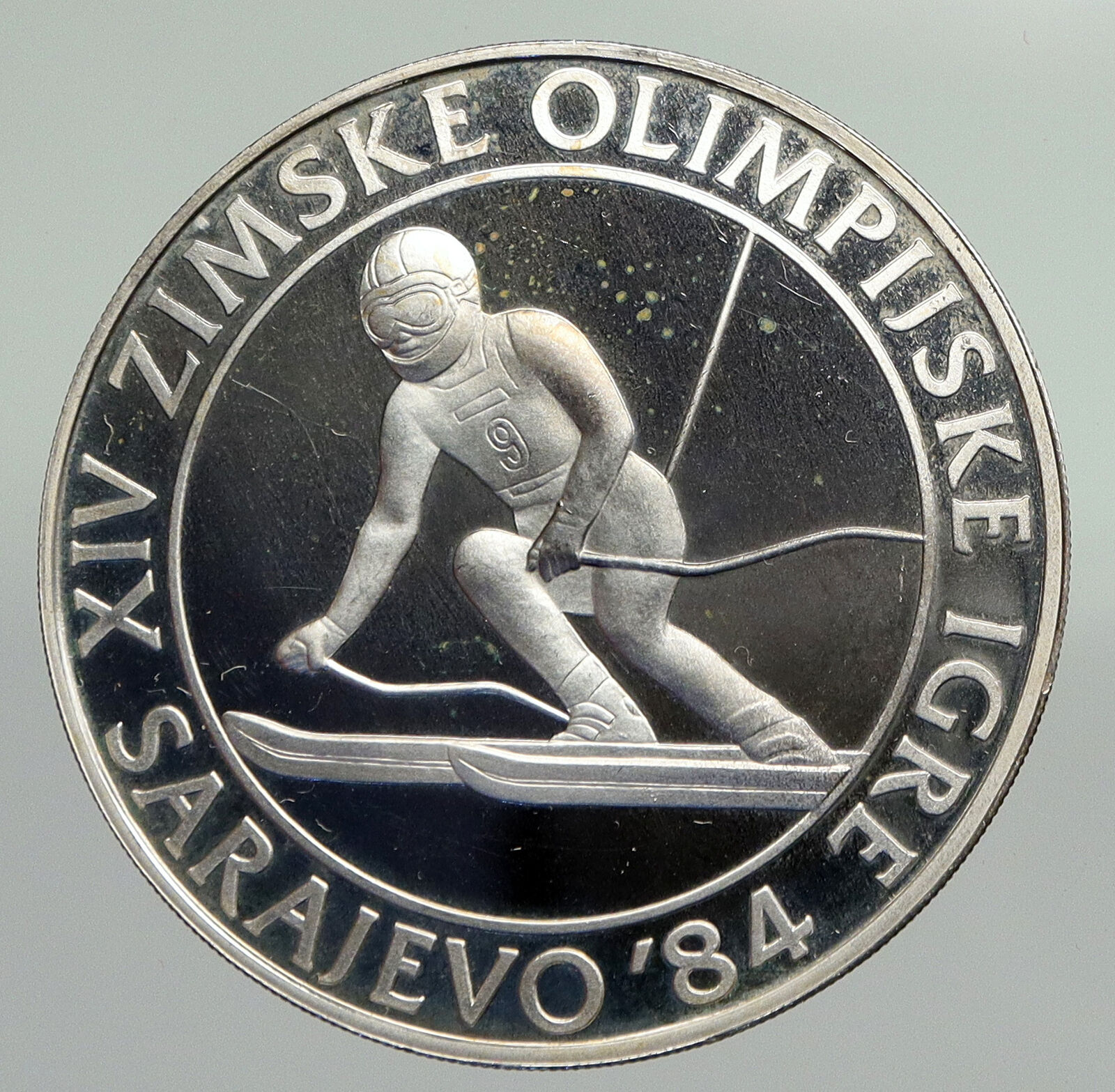 1984 YUGOSLAVIA 84 Winter Olympics SARAJEVO Slalom Skier Silver 500D Coin i92323