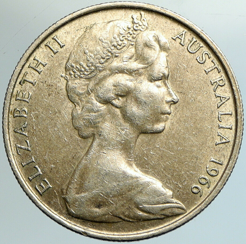 1966 AUSTRALIA UK Queen Elizabeth II with Kangaroos Silver 50 Cents Coin i102152