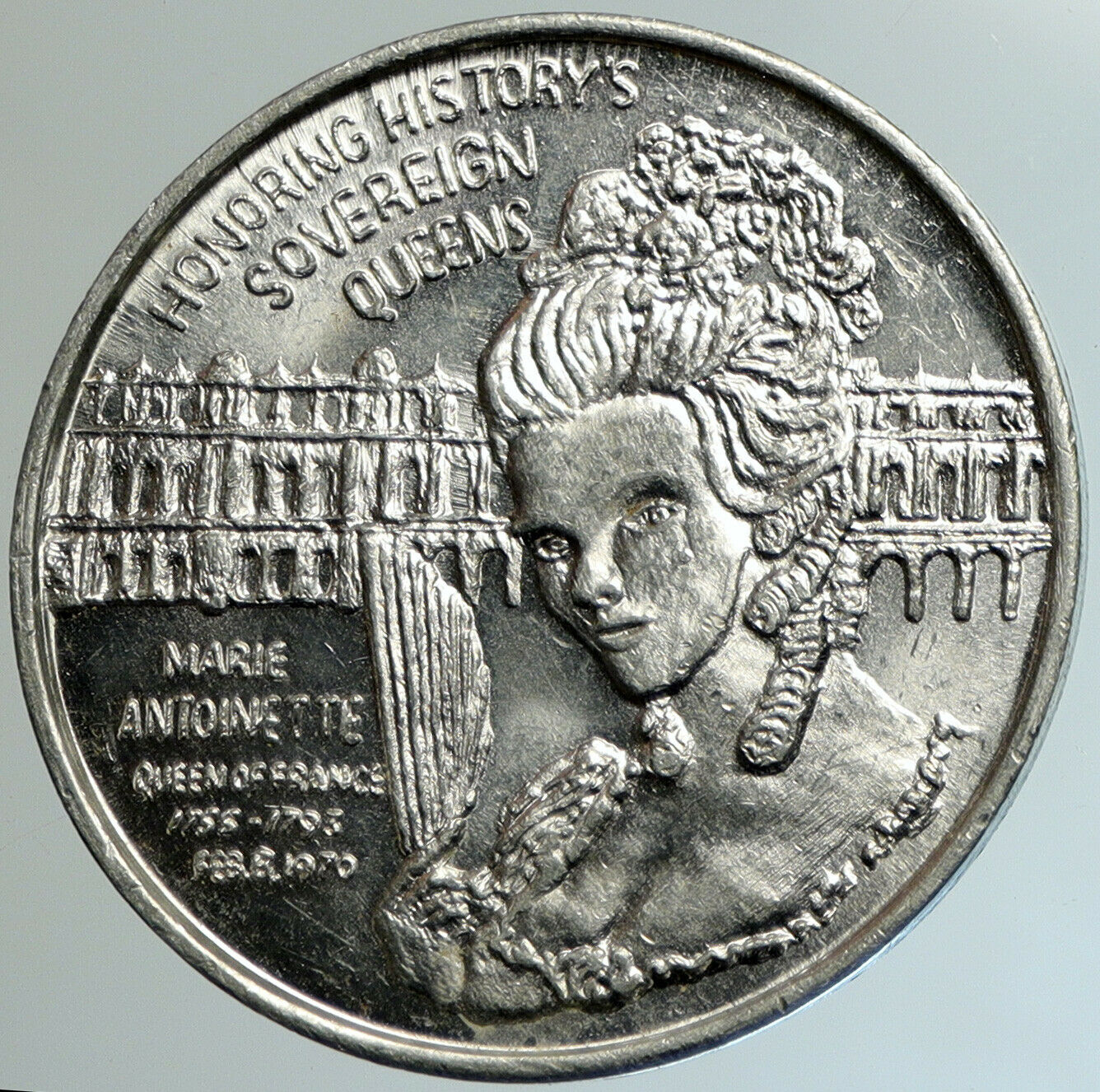 1970 USA US New Orleans Marie Antoinette VENUS MARDI GRAS Aluminum Medal i102172