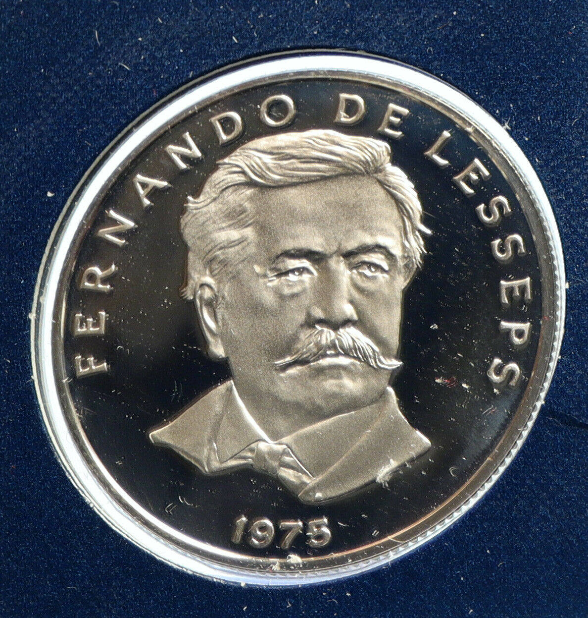 1975 PANAMA Fernando de Lesseps France SUEZ CANAL OLD 50 Centesimos Coin i103785