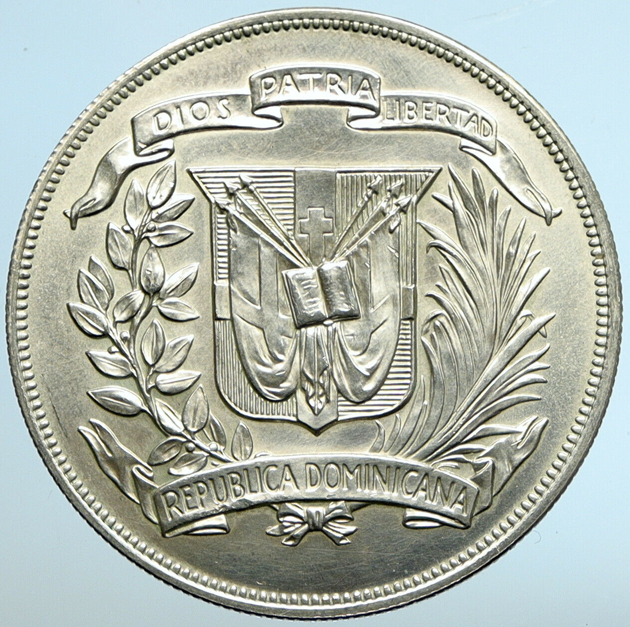 1974 DOMINICAN REPUBLIC 25th Yr Central Bank VINTAGE Silver Peso Coin i102612