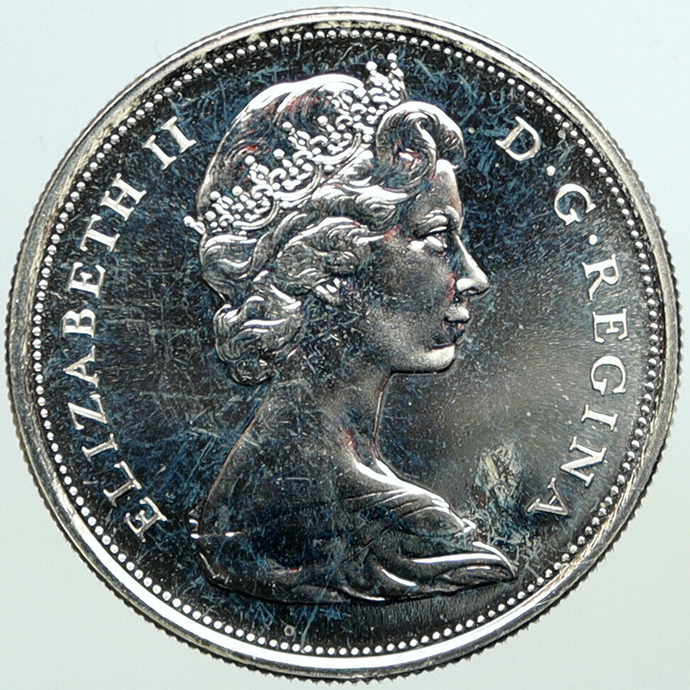 1967 CANADA Queen ELIZABETH II Wolf Howls Vintage Silver 50 Cents Coin i101263