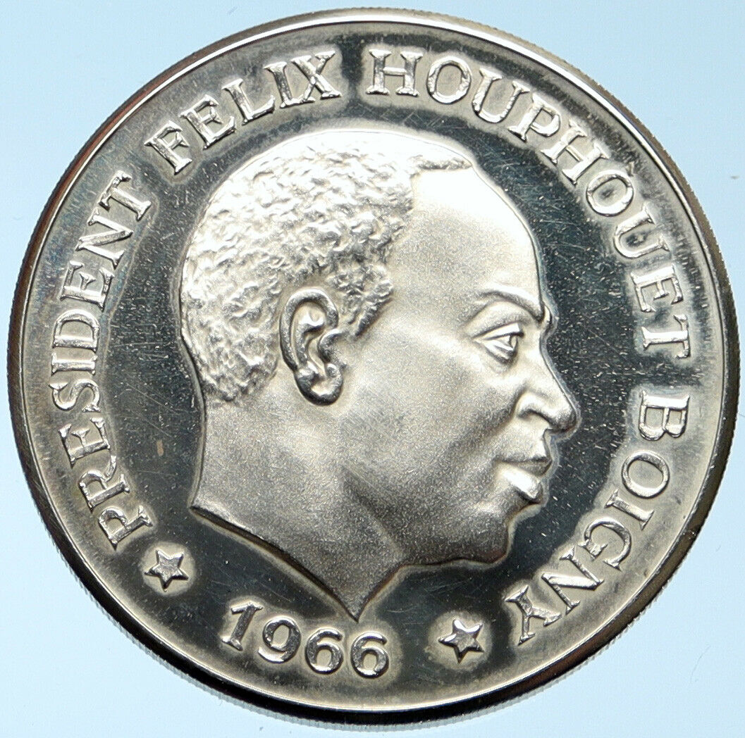 1966 IVORY COAST Felix Houphouet-Boigny AFRICA Elephant 10 Francs Coin i99652