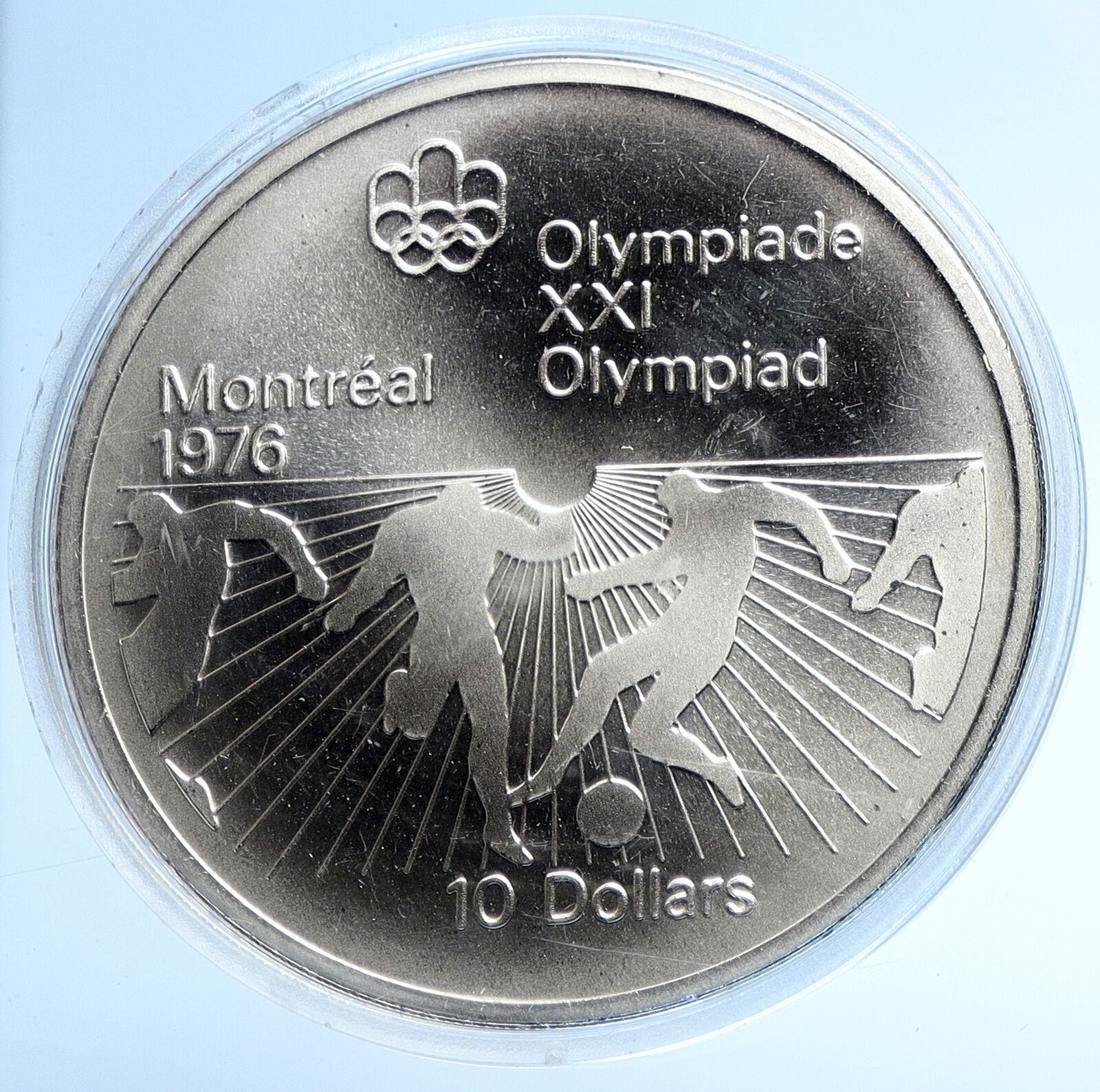 1976 CANADA Elizabeth II Olympics Montreal FOOTBALL BU Silver 10 Coin i107753