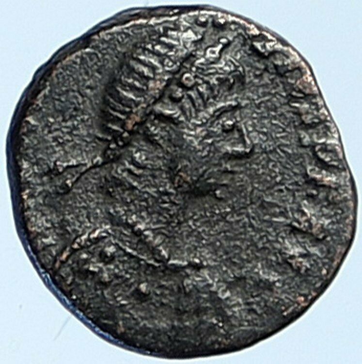 THEODOSIUS II 425AD Authemtic Ancient Roman Coin CHRISTIAN CROSS wreath i109210