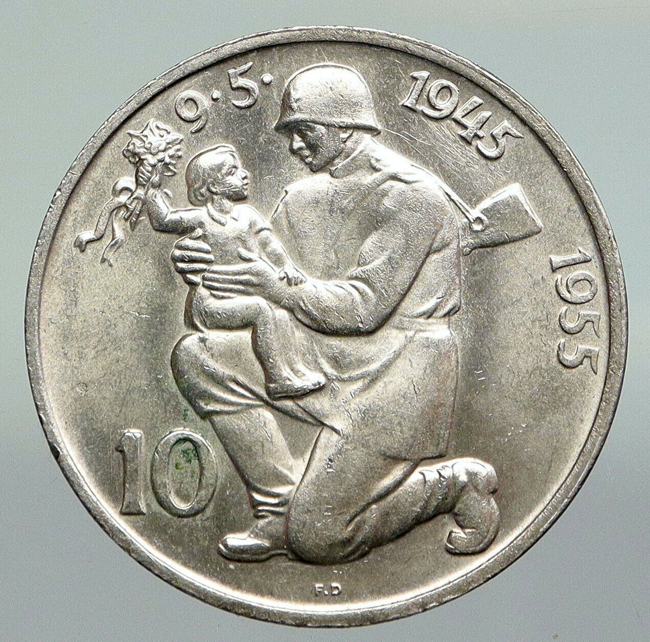 1955 CZECHOSLOVAKIA Soldier & Family LIBERATION Old Silver 10 Korun Coin i92224