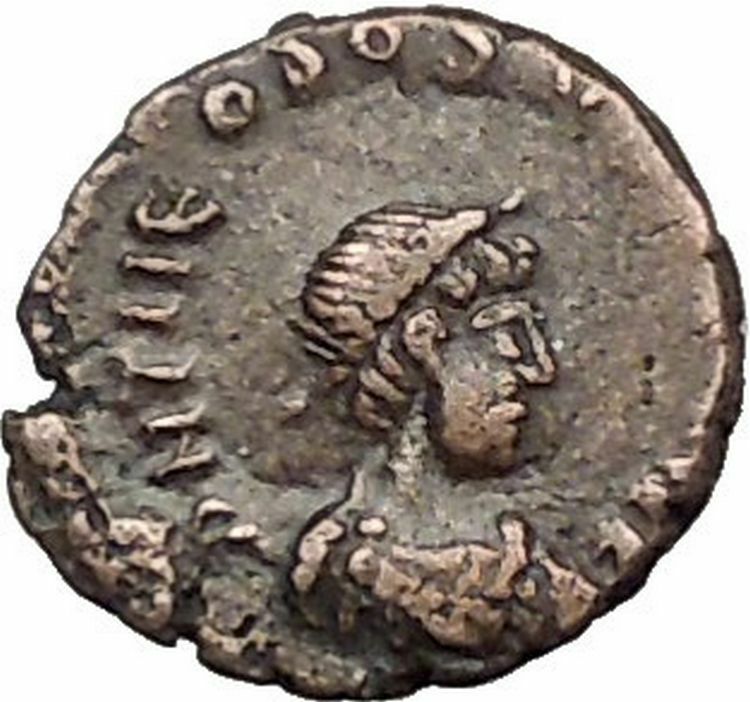 THEODOSIUS II 425AD Authemtic Ancient Roman Coin Cross within wreath i55304