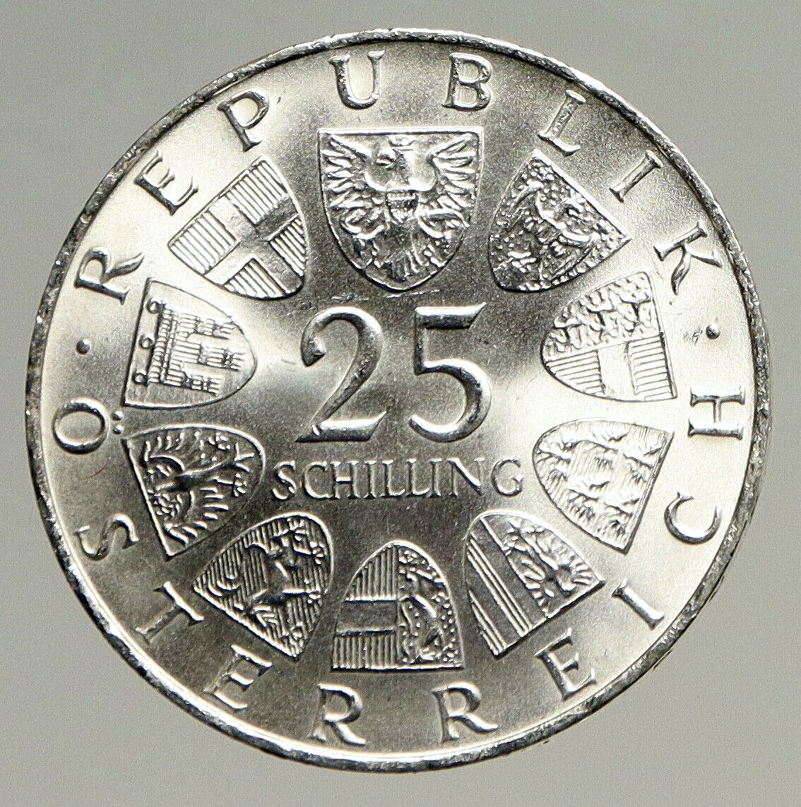 1970 AUSTRIA Franz Lehar Hungarian Composer Silver 25 Shlng Austrian Coin i94109