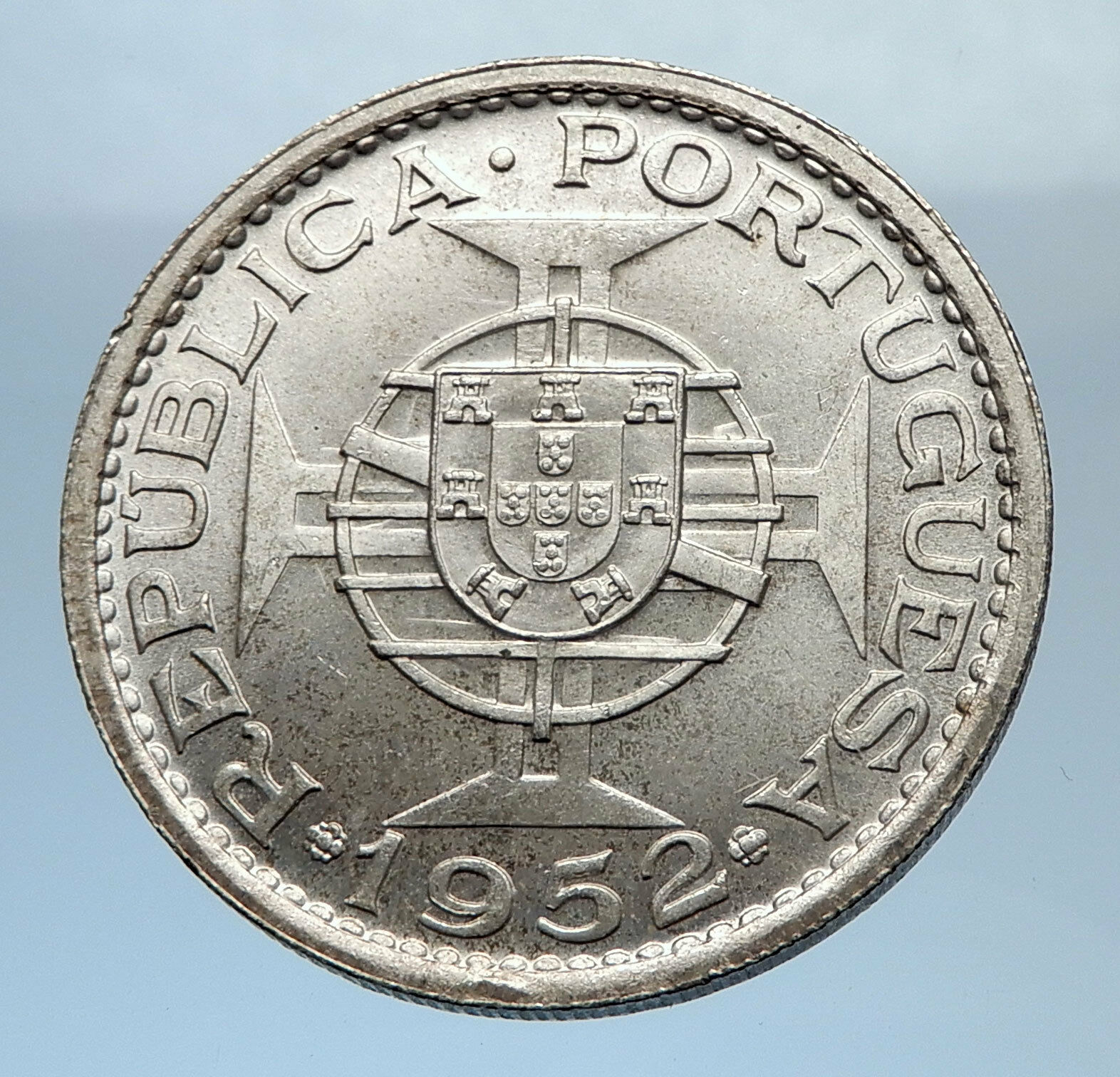 1952 MACAU under PORTUGAL Silver 5 PATACAS with Coat of Arms Vintage Coin i71875