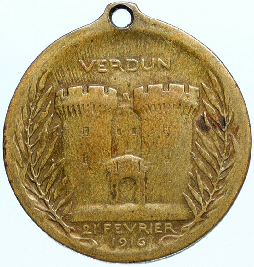 1916 FRANCE World War I WWI Battle of VERDUN They Shall Not Pass Medal i98171