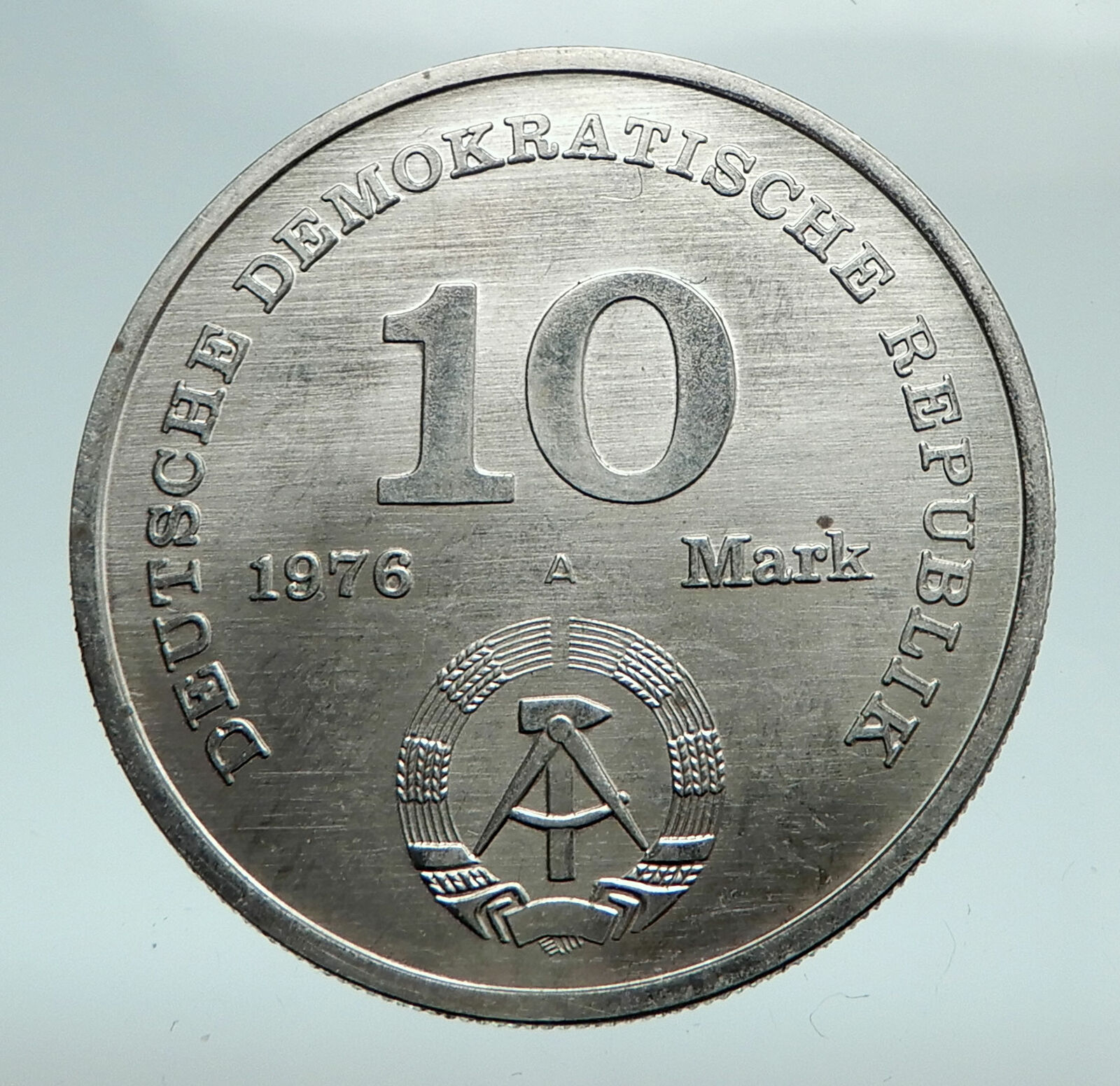 1976A GERMANY 20th Anniversary National People's Army 10 Mark Silver Coin i80091