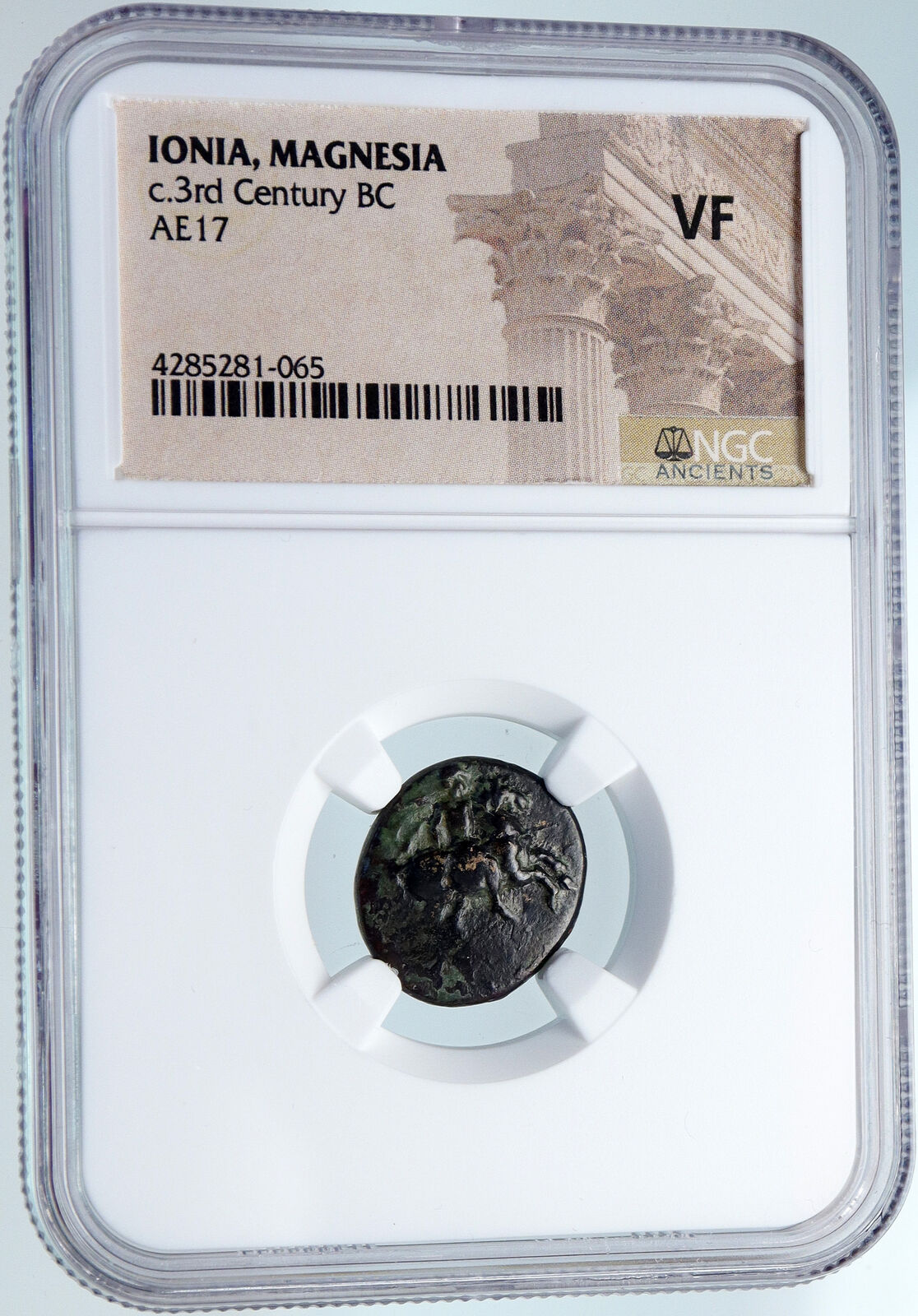 MAGNESIA ad MAEANDRUM, IONIA 300BC Authentic Ancient Greek Coin BULL NGC i89555